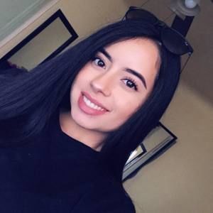 Meet your Posher, Melanie